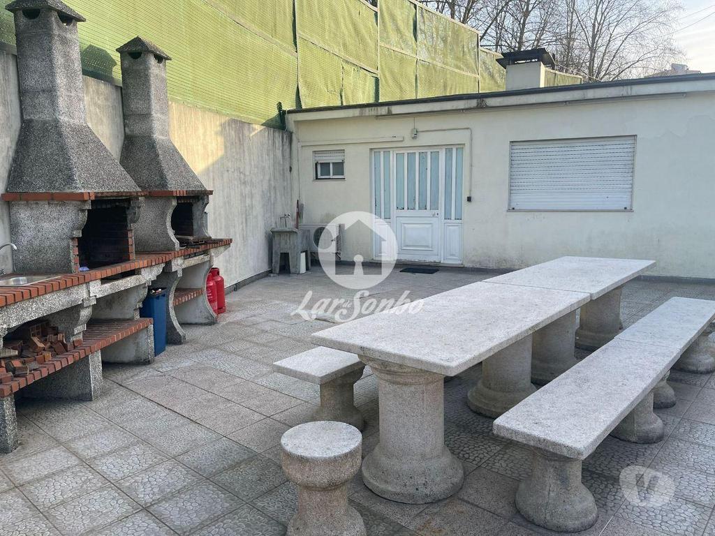 Apartamentos a venda Guimarães - Fotos para Guimaraes-Fantástica moradia individual (245-M-01571)