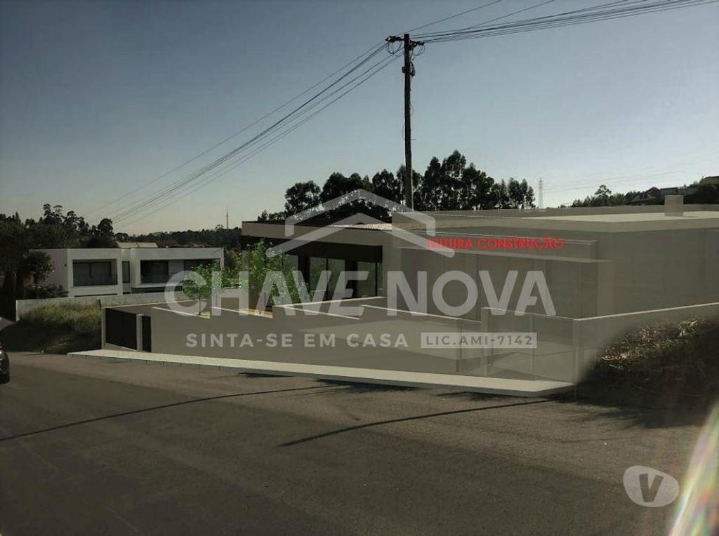 Apartamentos a venda Vila Nova de Gaia - Fotos para Moradia T3+1 Térrea em Vilar do Paraíso - NOVA (MAD 01943)