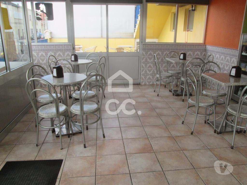 Comprar Loja Figueira da Foz - Fotos para NEGÓCIO EM PLENO FUNCIONAMENTO. Prédio composto no...