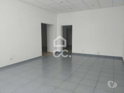 Venda Sala Comercial - Fotos para Loja com 96m2 de área.