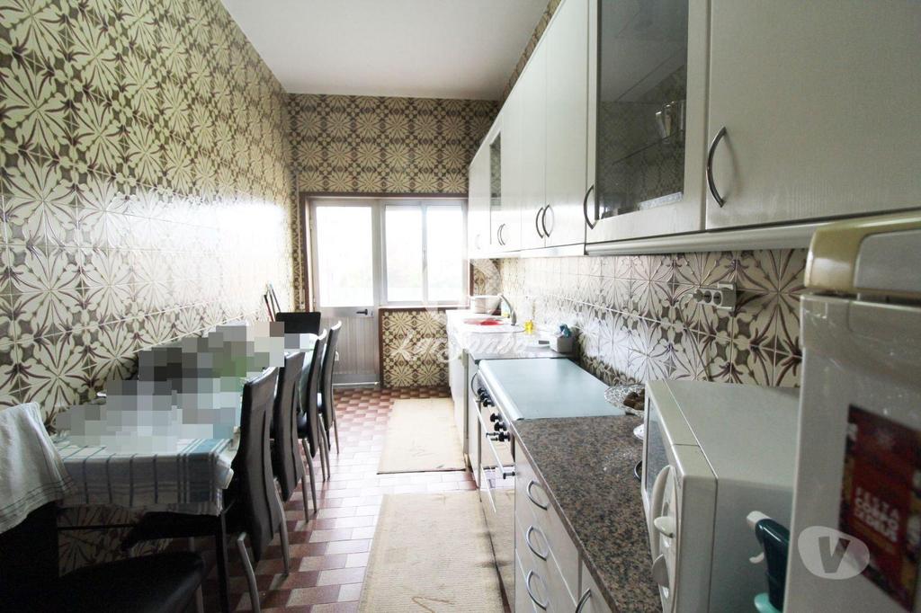 Apartamentos a venda Vila do Conde - Fotos para Moradia T6 c negócio no R C no centro de Vila do Conde