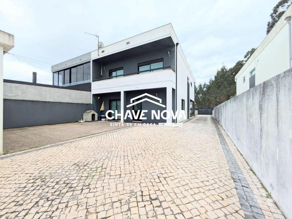Apartamentos a venda Oliveira do Bairro - Fotos para Moradia geminada T4 para venda na Palhaça, em Oliveira do Bairro