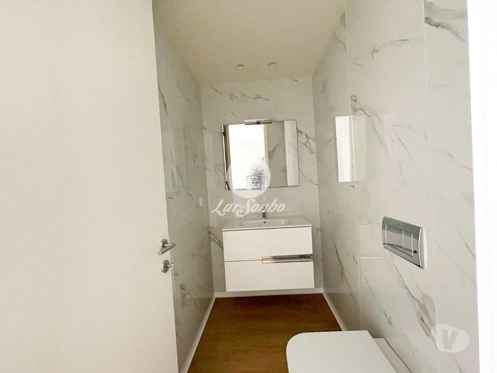 Imóveis para alugar Póvoa de Varzim - Fotos para Apartamento Remodelado no Centro da Póvoa de Varzim