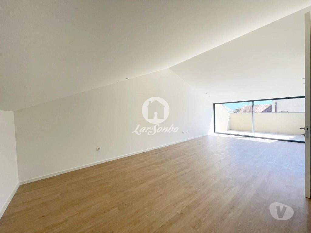 Imóveis para alugar Póvoa de Varzim - Fotos para Apartamento Remodelado no Centro da Póvoa de Varzim