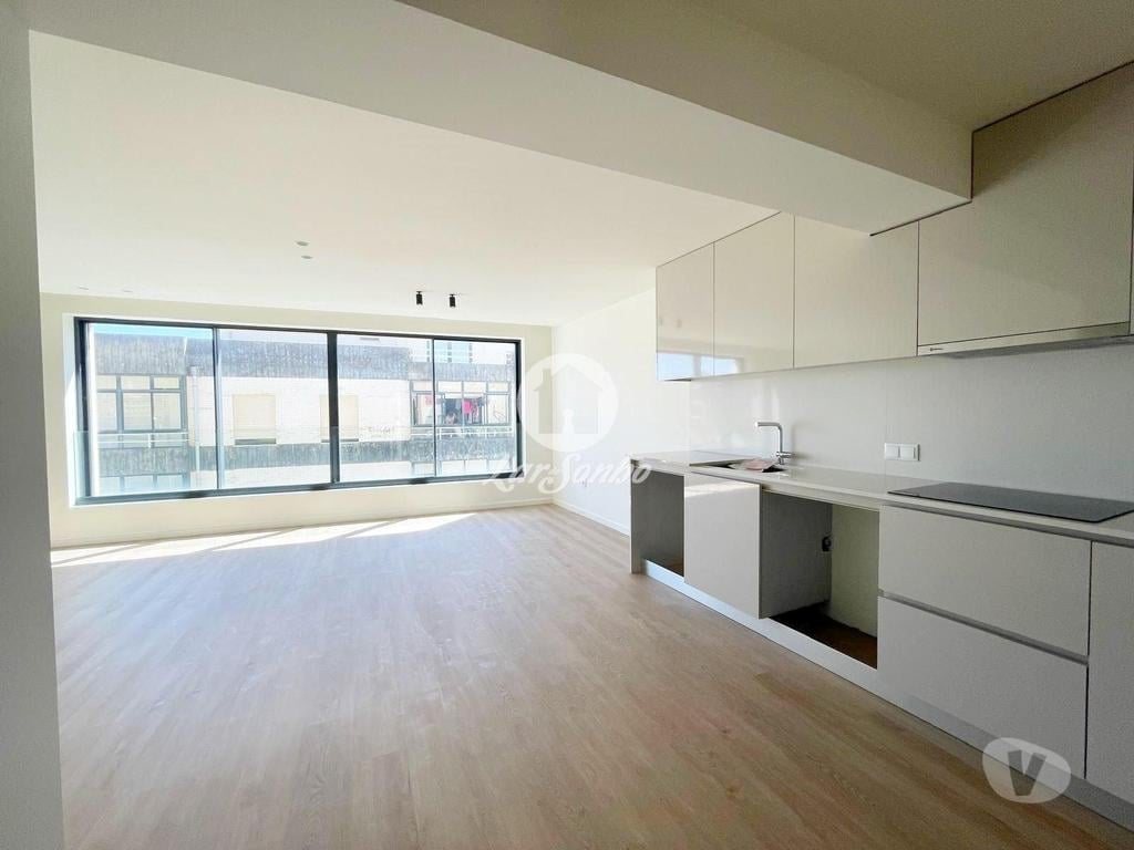 Imóveis para alugar Póvoa de Varzim - Fotos para Apartamento Remodelado no Centro da Póvoa de Varzim