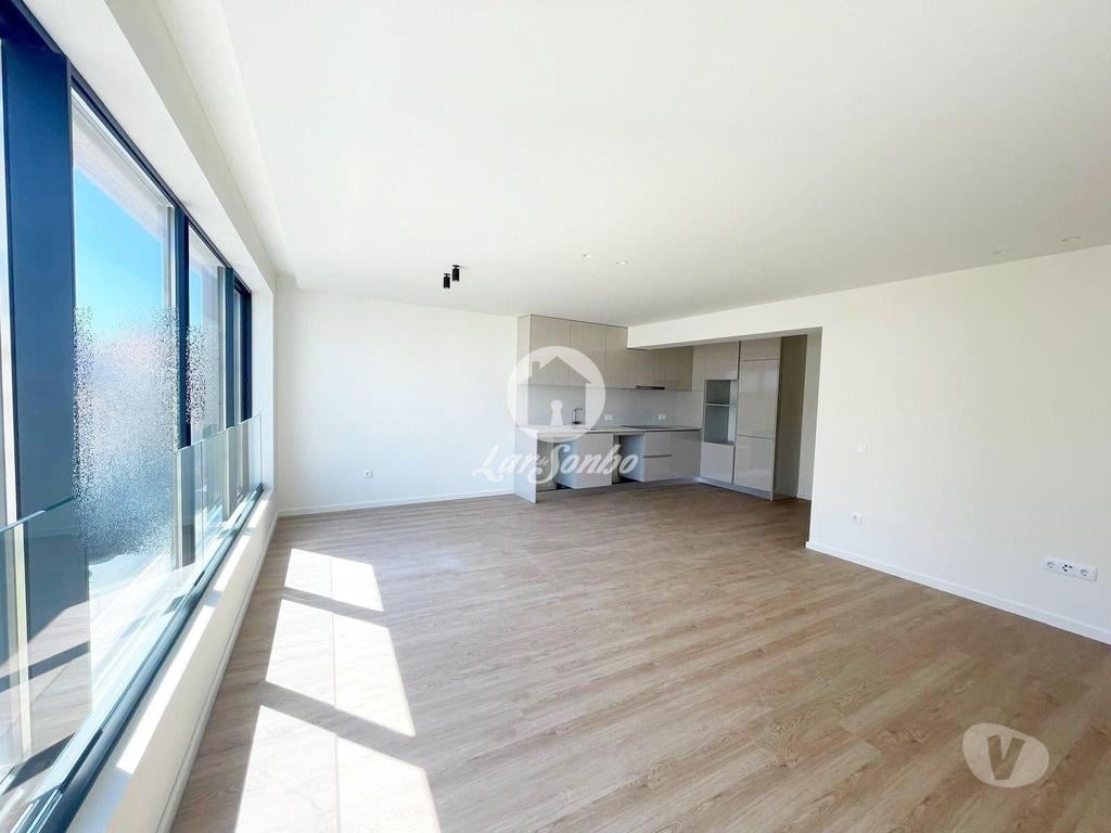 Imóveis para alugar Póvoa de Varzim - Fotos para Apartamento Remodelado no Centro da Póvoa de Varzim