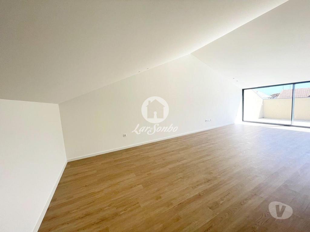 Imóveis para alugar Póvoa de Varzim - Fotos para Apartamento Remodelado no Centro da Póvoa de Varzim