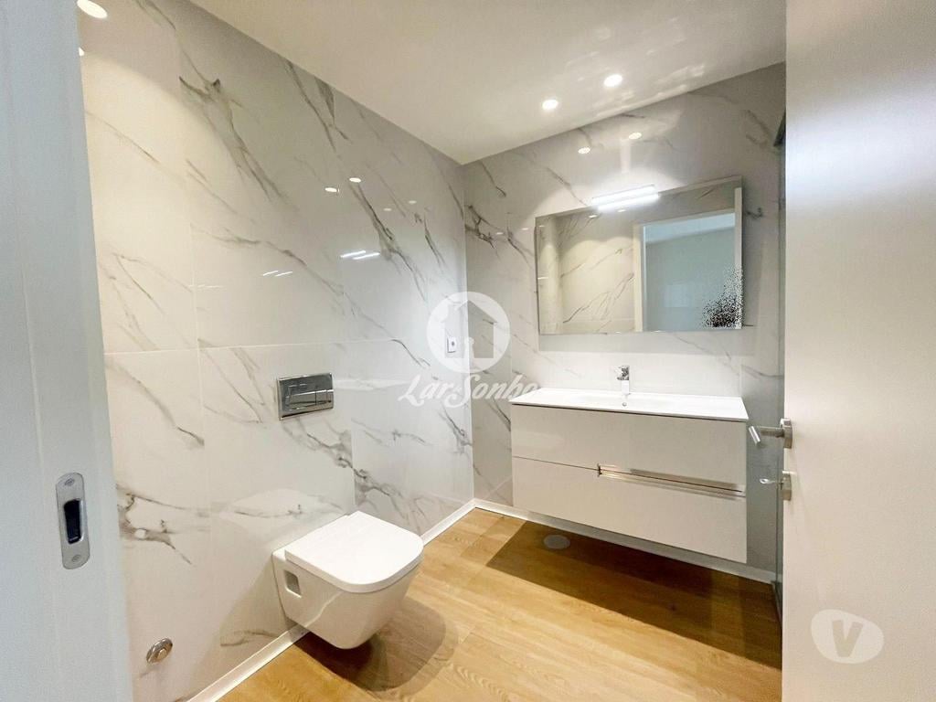 Imóveis para alugar Póvoa de Varzim - Fotos para Apartamento Remodelado no Centro da Póvoa de Varzim