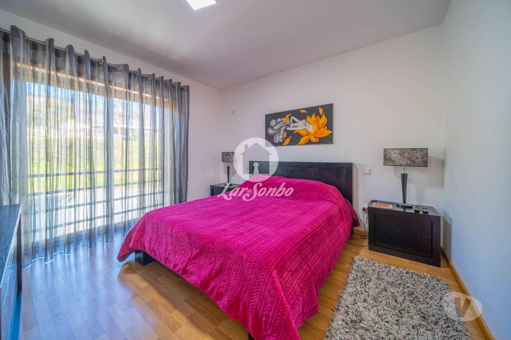Apartamentos a venda Guimarães - Fotos para Guimaraes-Fantástica moradia individual (245-M-01596)