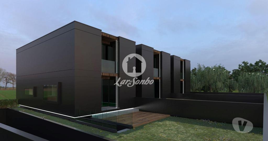Apartamentos a venda Braga - Fotos para Moradia T3 NOVA em banda com G.F. p 2 carros em Tebosa, Braga