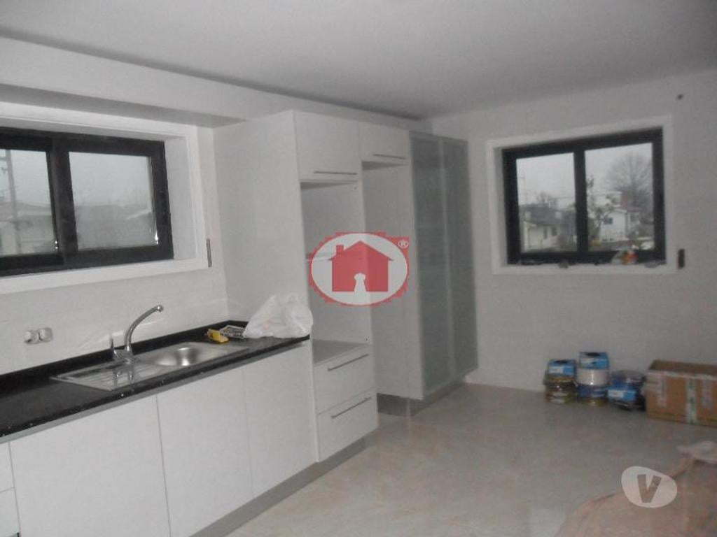 Apartamentos a venda Guimarães - Fotos para Guimaraes-Excelente moradia (245-N-00329)