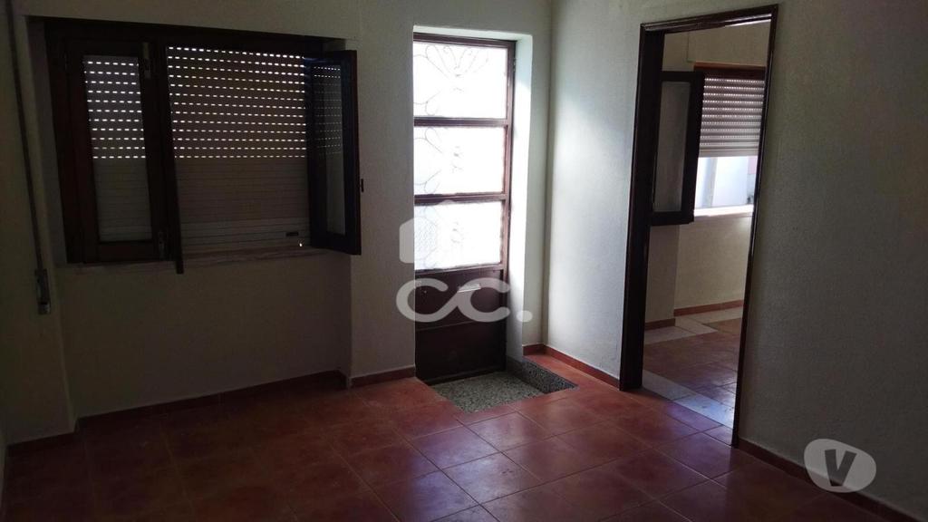 Apartamentos a venda Alpiarça - Fotos para Alpiarca-Moradia Usada com anexo e quintal (235 M 01414)