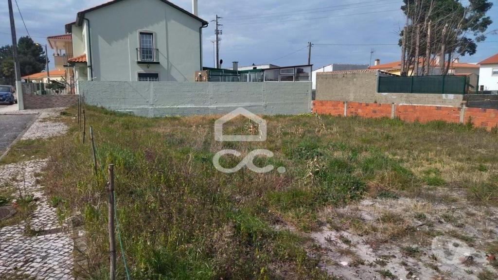 Terrenos Marinha Grande - Fotos para Lote de terreno com 323m2 de área para construção. (235 T 01427)