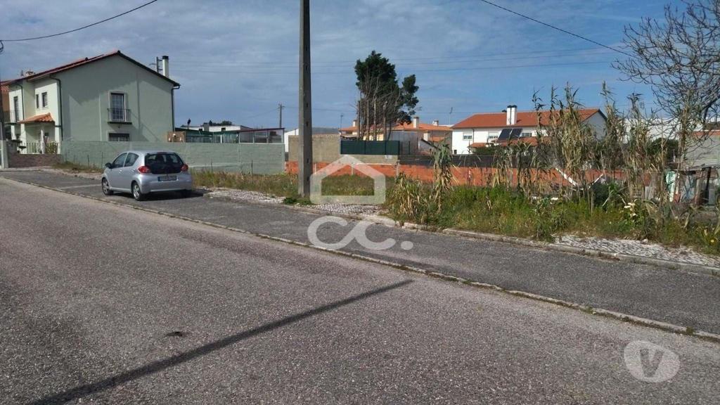 Terrenos Marinha Grande - Fotos para Lote de terreno com 323m2 de área para construção. (235 T 01427)
