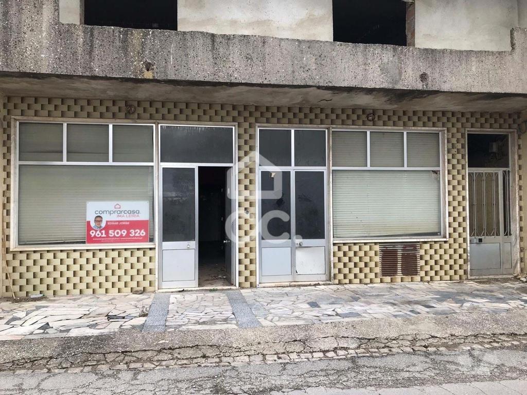 Comprar Loja Tomar - Fotos para Prédio em Construção - Excelente oportunidade
