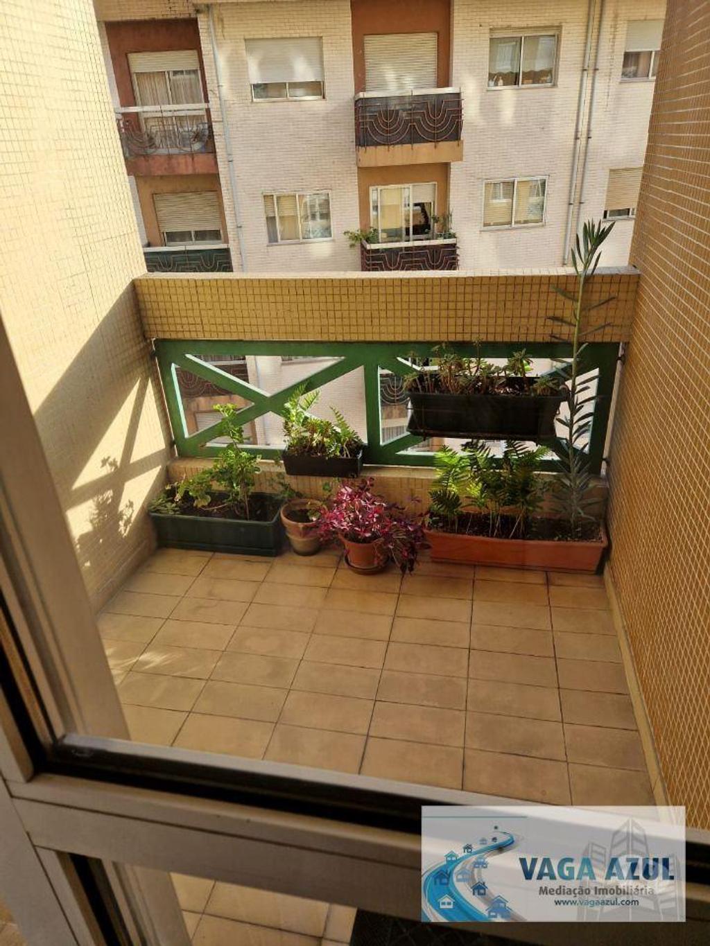 Apartamentos a venda Gondomar - Fotos para Gondomar-Apartamento T3+1 no Edifício Mafavis - S. Cosme (240133)