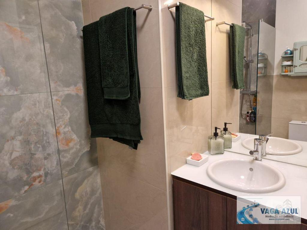 Apartamentos a venda Gondomar - Fotos para Gondomar-Apartamento T3+1 no Edifício Mafavis - S. Cosme (240133)