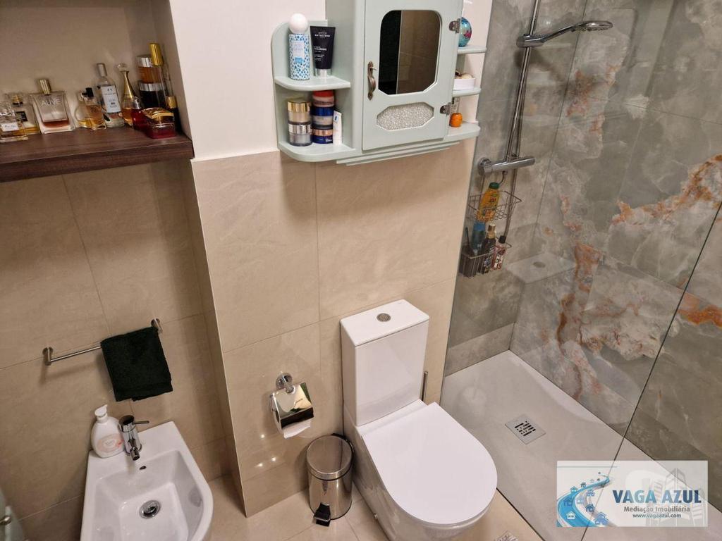 Apartamentos a venda Gondomar - Fotos para Gondomar-Apartamento T3+1 no Edifício Mafavis - S. Cosme (240133)