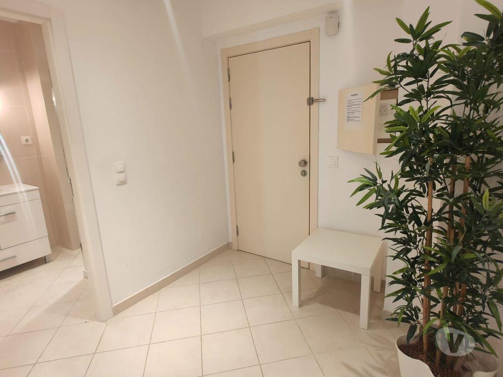 Apartamentos a venda Portimão - Fotos para T1 transformado em T2 Remodelado no Clube Praia da Rocha A 2