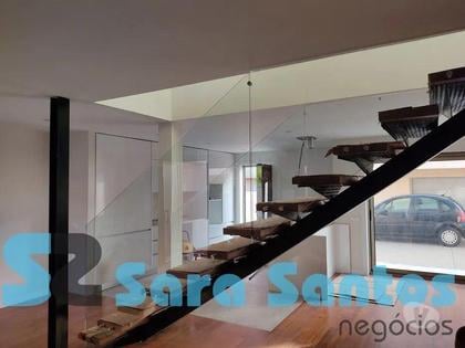 Apartamentos a venda - Fotos para Valongo-Moradia Nova T3 C 3 Frentes- Valongo (SS1016)