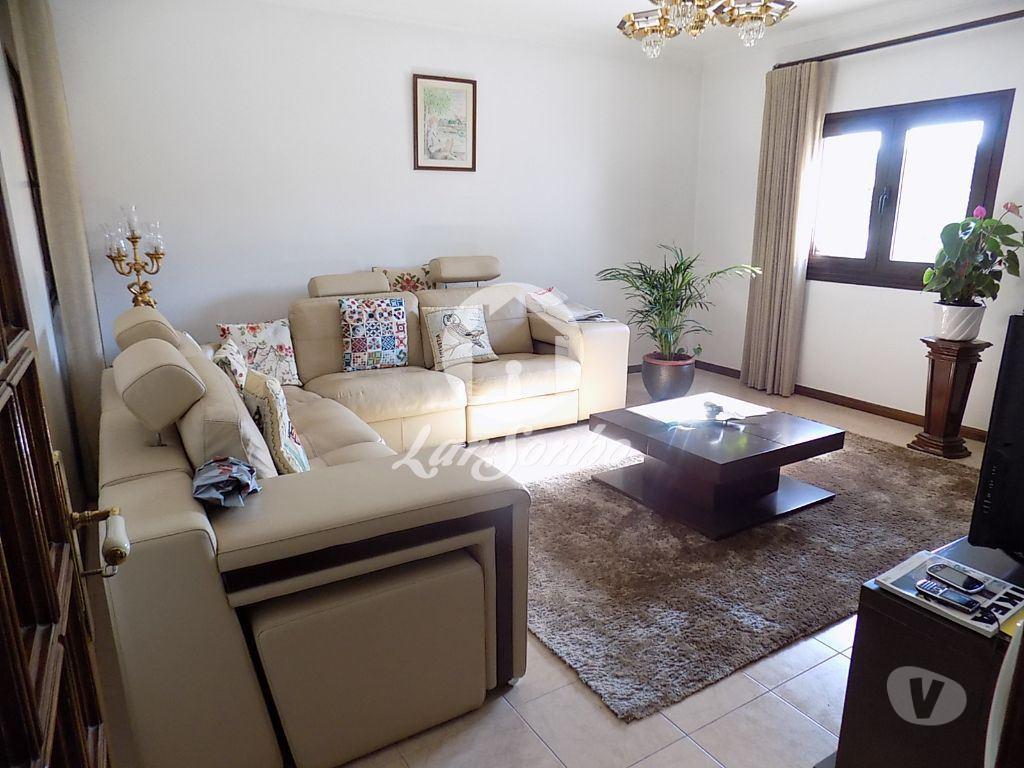 Apartamentos a venda Póvoa de Varzim - Fotos para Moradia M6 c garagem fechada e jardim localizada na zona PRIME