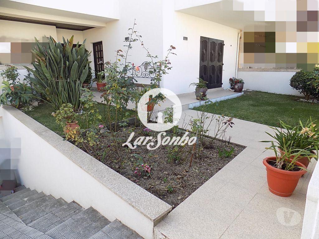 Apartamentos a venda Póvoa de Varzim - Fotos para Moradia M6 c garagem fechada e jardim localizada na zona PRIME