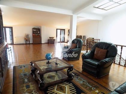 Apartamentos a venda - Fotos para Moradia M6 c garagem fechada e jardim localizada na zona PRIME