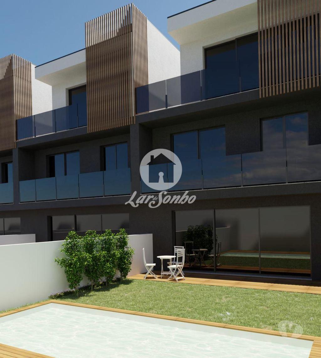 Apartamentos a venda Braga - Fotos para Braga-Moradia T3 em banda Nova com G.F. em Braga (240-M-24312)