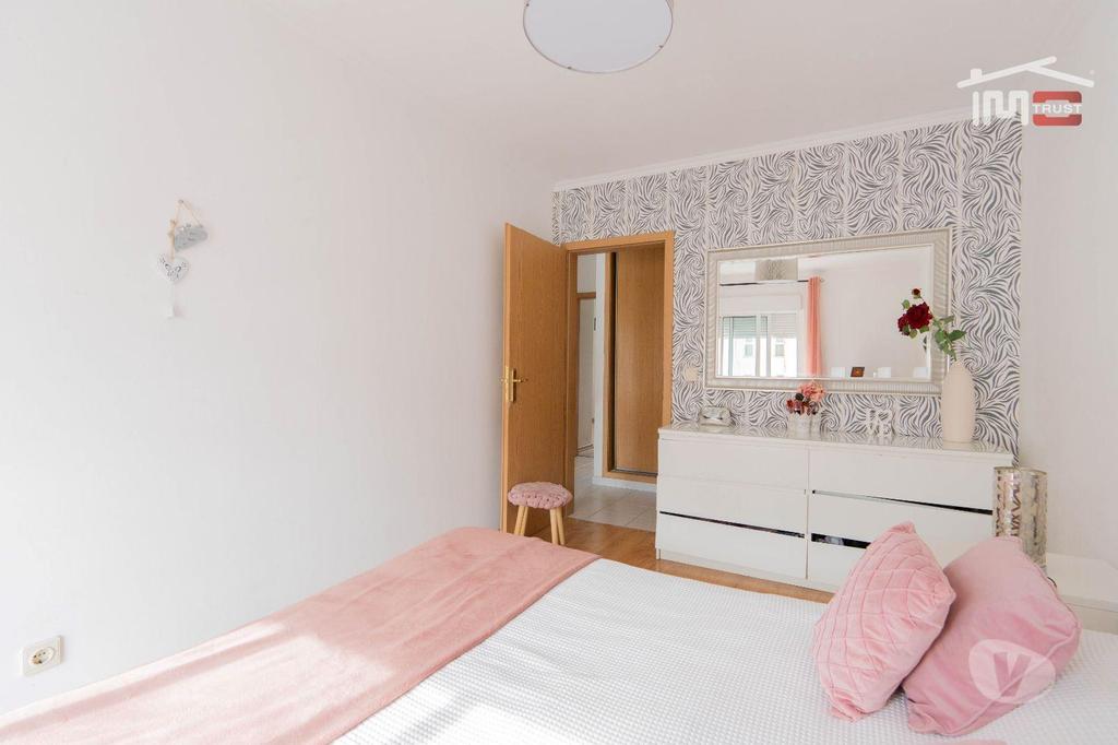 Apartamentos a venda Loures - Fotos para Loures-Excelente T3 em Loures (8-A-000103)