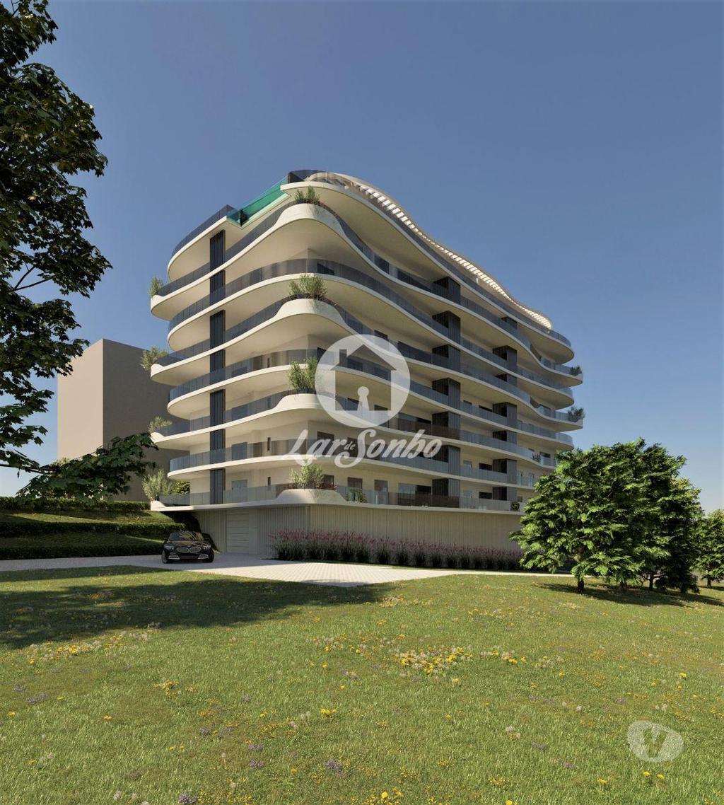 Apartamentos a venda Braga - Fotos para Penthouse T4 com piscina e terraço, NOVO, com G.F. em Braga