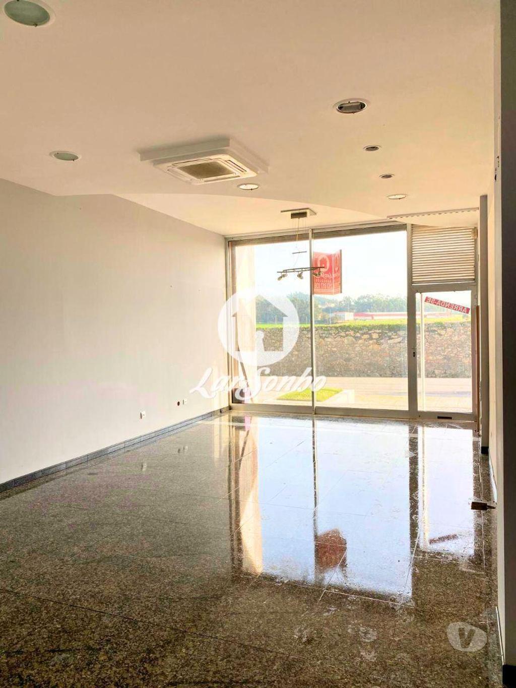 Comprar Loja Vila do Conde - Fotos para Loja espaço para comércio ou serviços em Vila do Conde