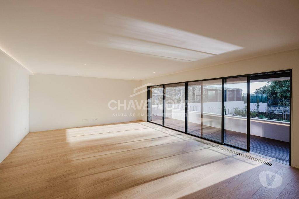 Imóveis para alugar Porto - Fotos para Arrendamento Apartamento T4 Novo - Foz do Douro - Porto