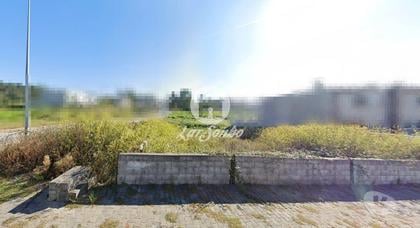 Terrenos - Fotos para Lote de 171.5m2 para construção de moradia em banda em Ribeirão,