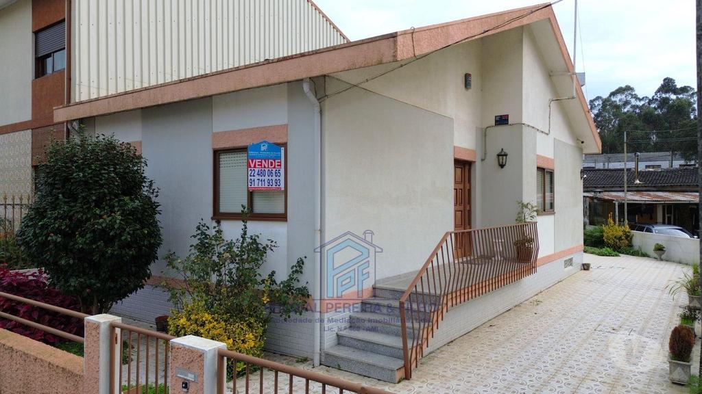 Apartamentos a venda Gondomar - Fotos para Gondomar-Moradia Térrea - Baguim Monte Próx.Igreja (MO1304)