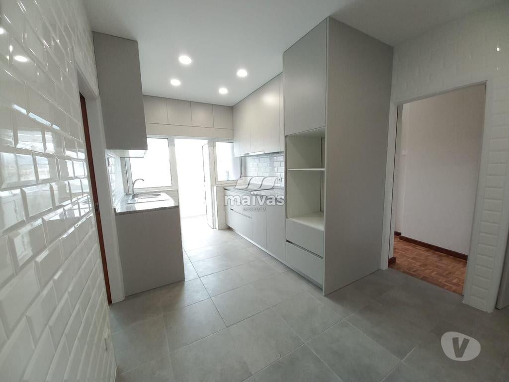 Imóveis para alugar Braga - Fotos para Apartamento T4 para arrendamento no Centro de Braga!