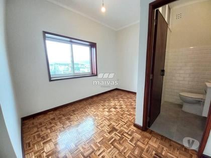 Alugar apartamentos - Fotos para Apartamento T4 para arrendamento no Centro de Braga!