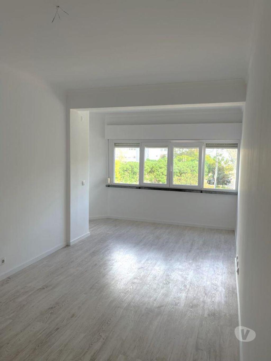 Imóveis para alugar Cascais - Fotos para T1 Remodelado, com arrecadação - S. Joao Estoril