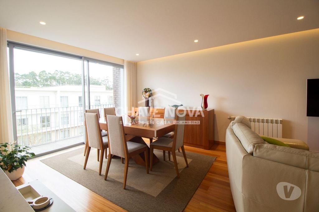 Apartamentos a venda Vila Nova de Gaia - Fotos para Apartamento T2+1 Como Novo c Garagem Box em Canidelo (GN 02107)