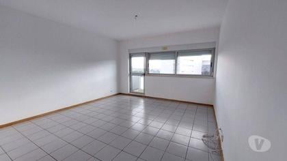 Casas para alugar - Fotos para 190P T3 em Porto Salvo junto ao Lagoas Park com estacionamento