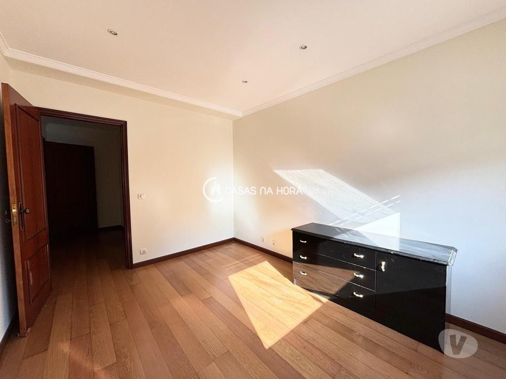 Apartamentos a venda Vila Nova de Gaia - Fotos para Apartamento T2 com lugar de garagem em Oliveira do Douro, Vila