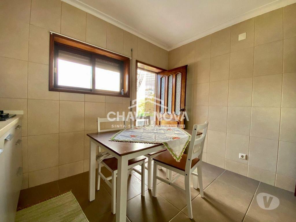 Apartamentos a venda Vila Nova de Gaia - Fotos para Vila-nova-de-gaia-Moradia em Banda V3 em Canidelo (GN 02109)