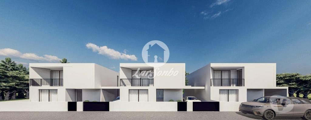 Apartamentos a venda Vila Nova de Famalicão - Fotos para Moradias T3 gaveto NOVAS com L.G. p 2 carros em Delães