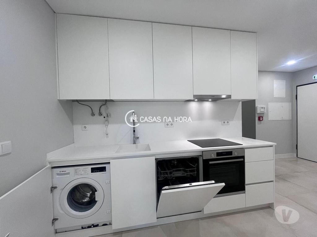 Comprar Loja Viseu - Fotos para Atelier com Terraço e kitchenette Equipada - Viseu