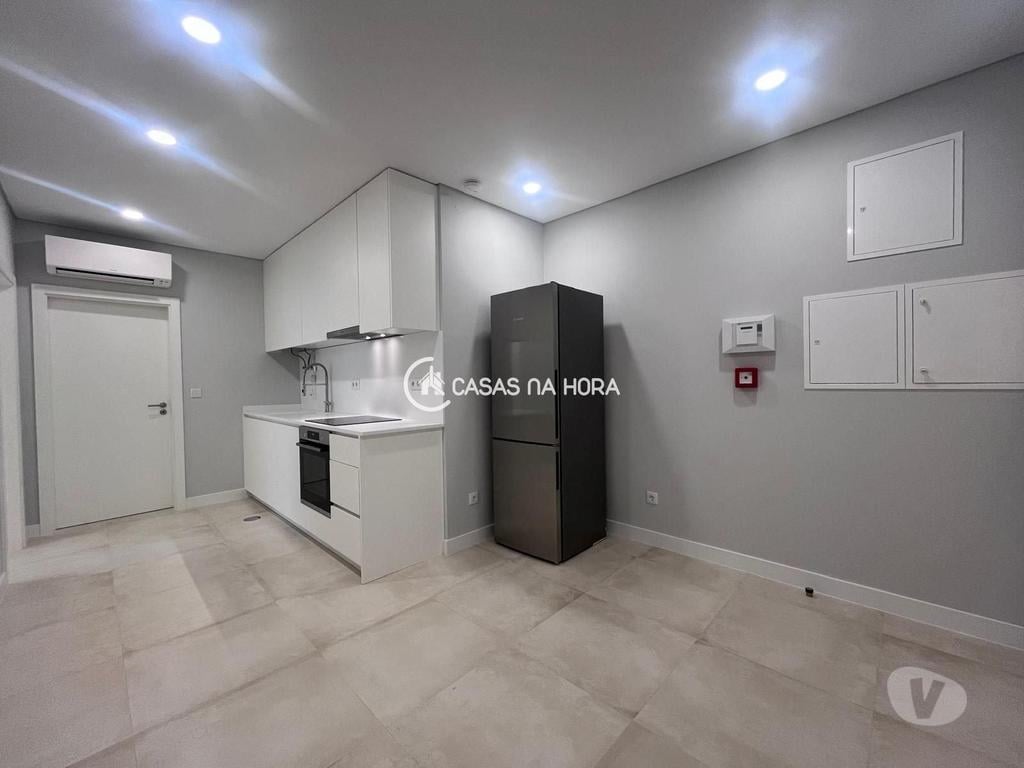Comprar Loja Viseu - Fotos para Atelier com Terraço e kitchenette Equipada - Viseu