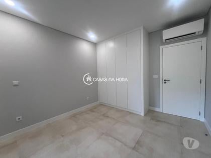 Venda Loja - Fotos para Atelier com Terraço e kitchenette Equipada - Viseu