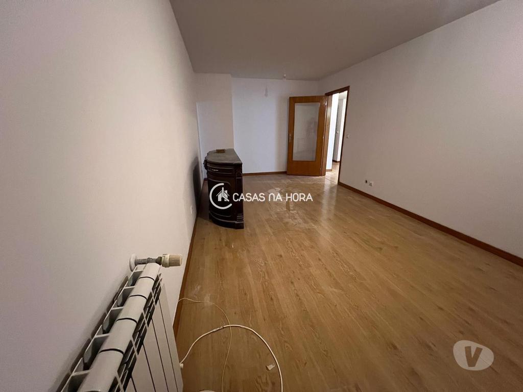 Apartamentos a venda Vila Nova de Gaia - Fotos para Apartamento T2 com Varanda em Santo Ovídeo Vila Nova de Gaia
