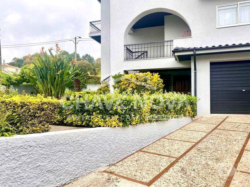 Apartamentos a venda Vila Nova de Gaia - Fotos para Moradia T5 Isolada no centro de Valadares (MAD 01944)