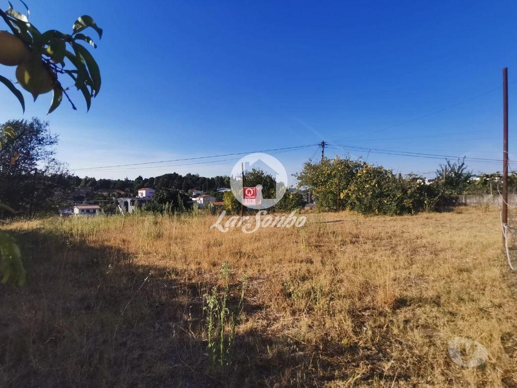 Terrenos Vila Nova de Famalicão - Fotos para Terreno para construção com área total de 670 m3 em Riba de Ave