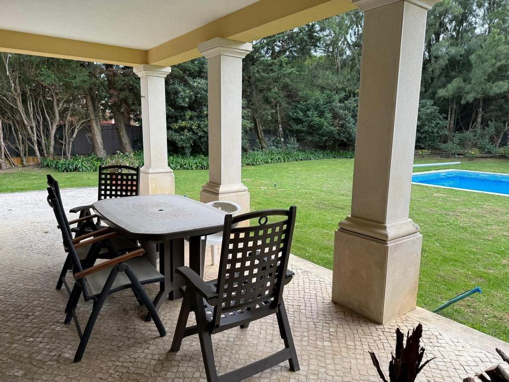 Apartamentos a venda Sintra - Fotos para Moradia individual, como nova, para venda, Sintra - S.Maria e