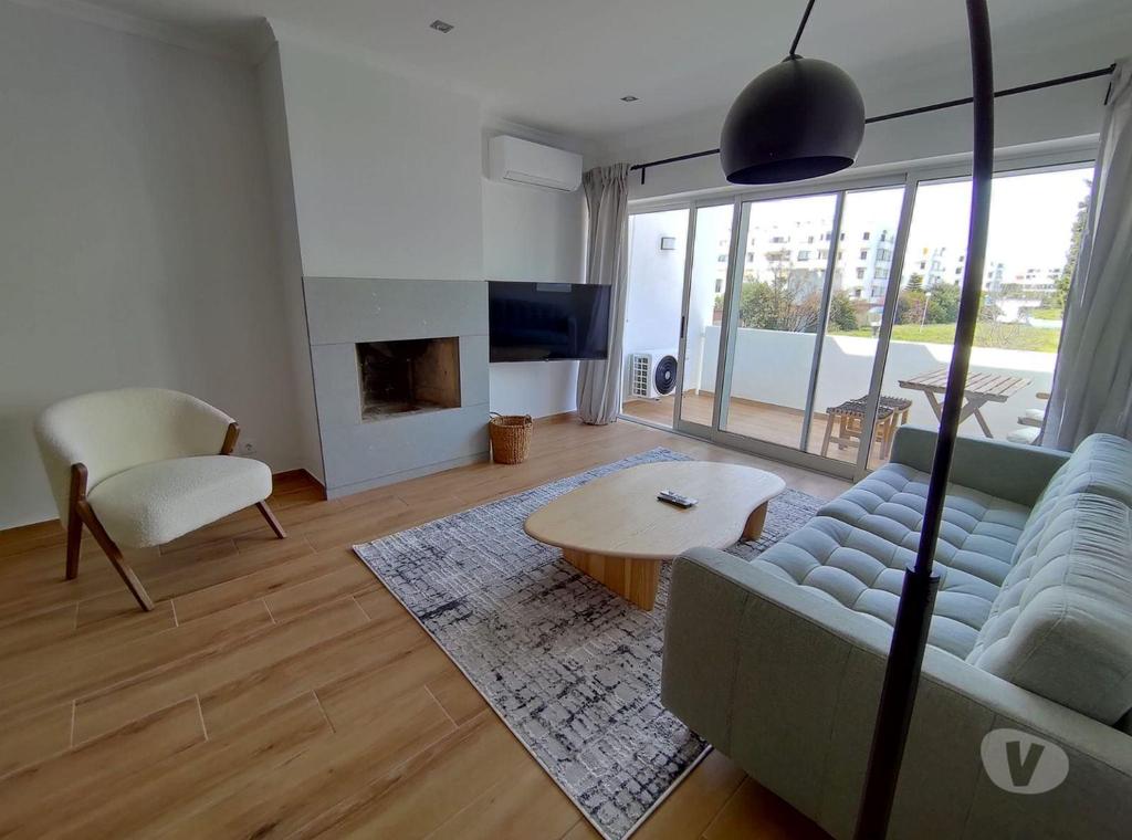 Imóveis para alugar Loulé - Fotos para Apartamento T2 no centro de Vilamoura - Arrendamento anual